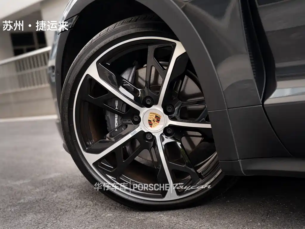 Taycan 2024 Taycan 4 Cross Turismo купить на сайте DeffCars