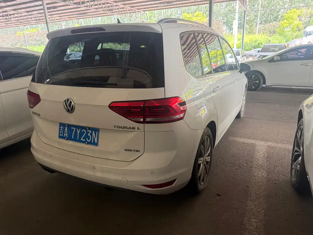 Touran 2021 Touran L 280TSI DSG Comfort Edition 7 seats купить на сайте DeffCars