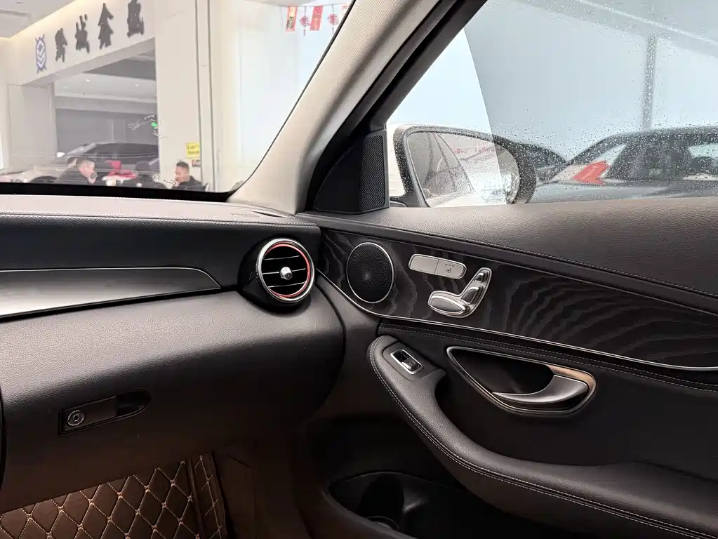 Mercedes-Benz C-Class 2017 C 200 L Sports Edition купить на сайте DeffCars