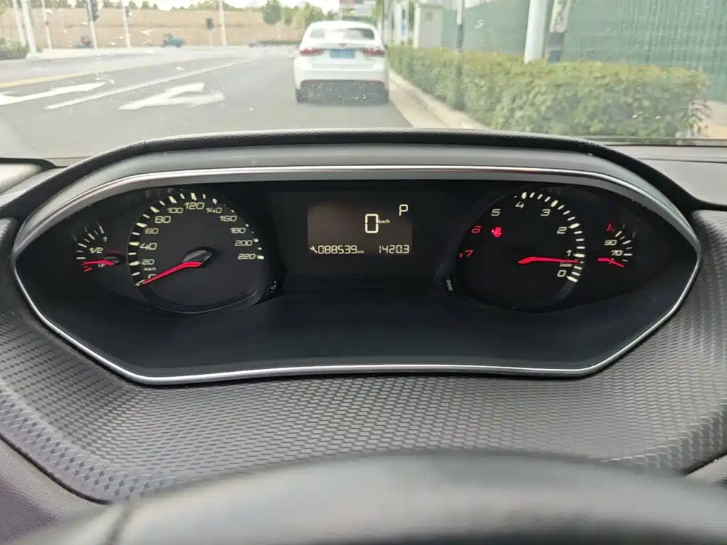 Peugeot 308 2019 1.6L Automatic Deluxe Edition National V купить на сайте DeffCars