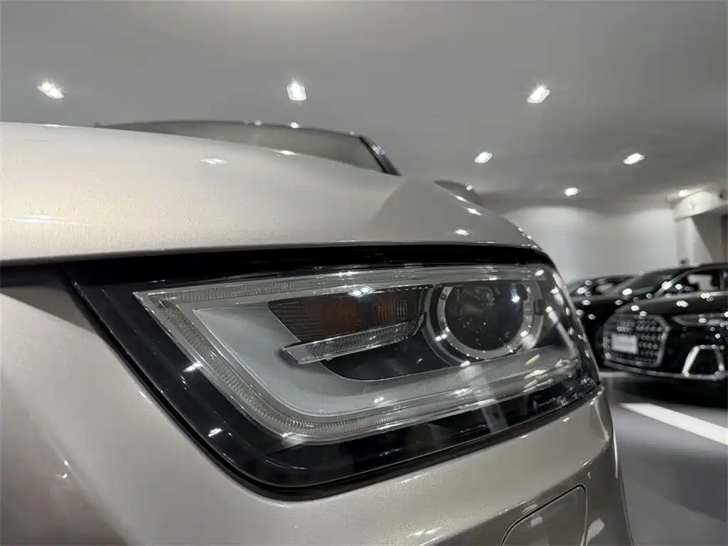 Audi Q3 2013 35 TFSI quattro technology купить на сайте DeffCars
