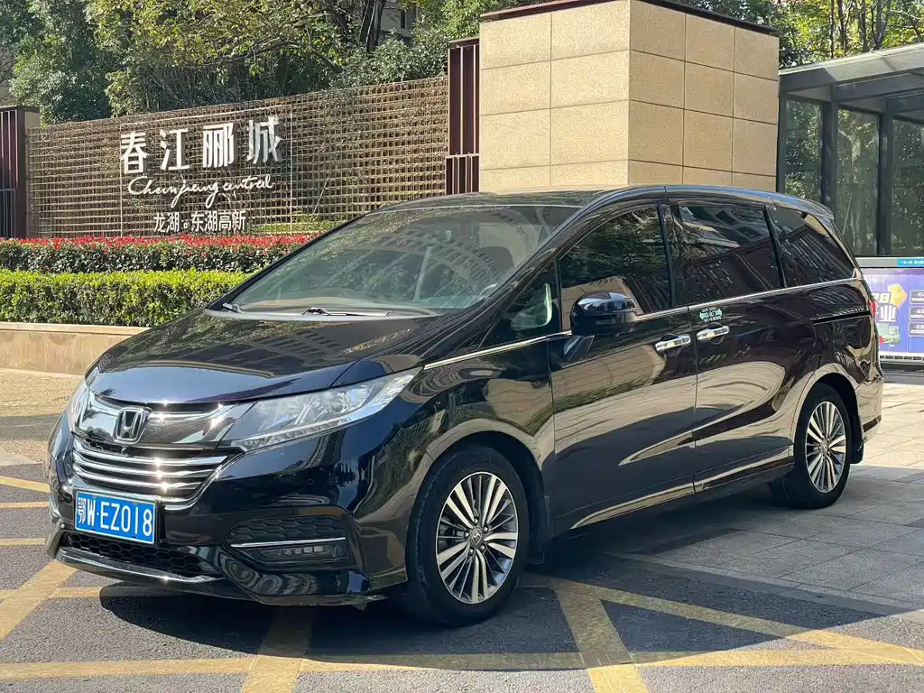 Odyssey 2018 2.4L Deluxe Edition купить на сайте DeffCars