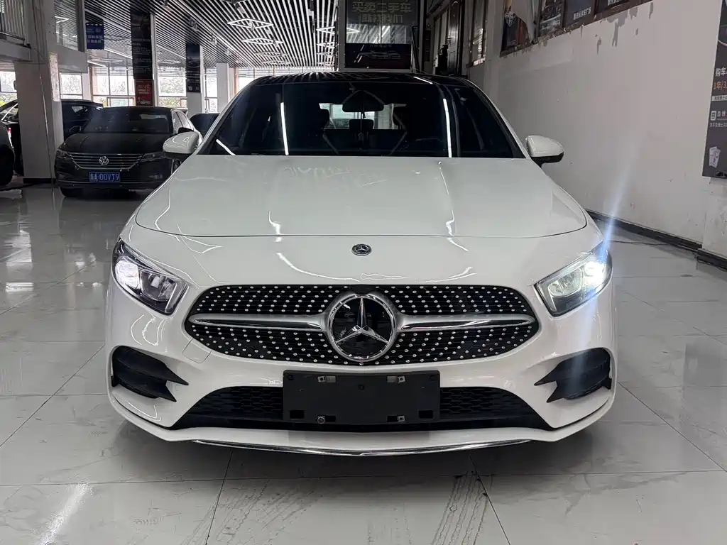 Mercedes-Benz A-Class 2021 A 200 L Sports Sedan Fashionable купить на сайте DeffCars