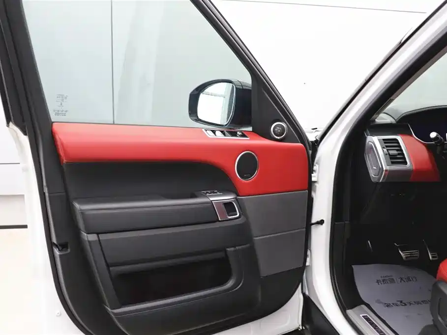Range Rover Sport 2020 3.0 L6 HSE DYNAMIC купить на сайте DeffCars