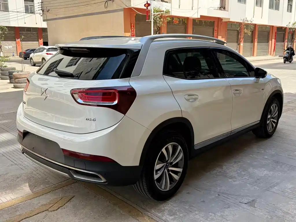 DS 6 2014 1.6T Deluxe Edition THP160 купить на сайте DeffCars