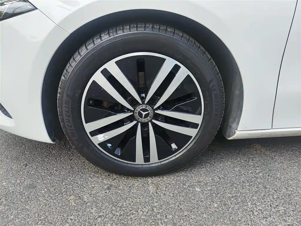 Mercedes-Benz A-Class 2021 A 180 L купить на сайте DeffCars