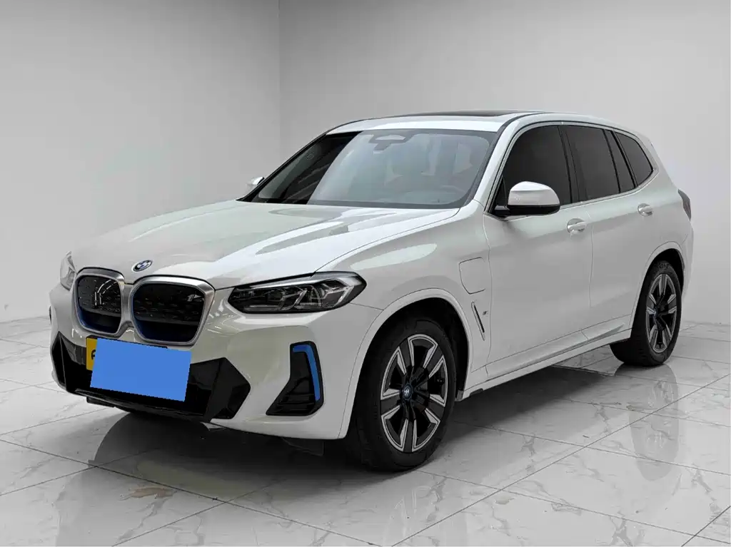 BMW iX3 2022 facelift leading model купить на сайте DeffCars
