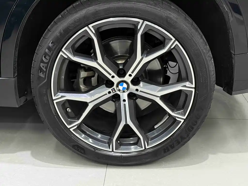 BMW X5 2023 xDrive 40Li M Sports Package купить на сайте DeffCars