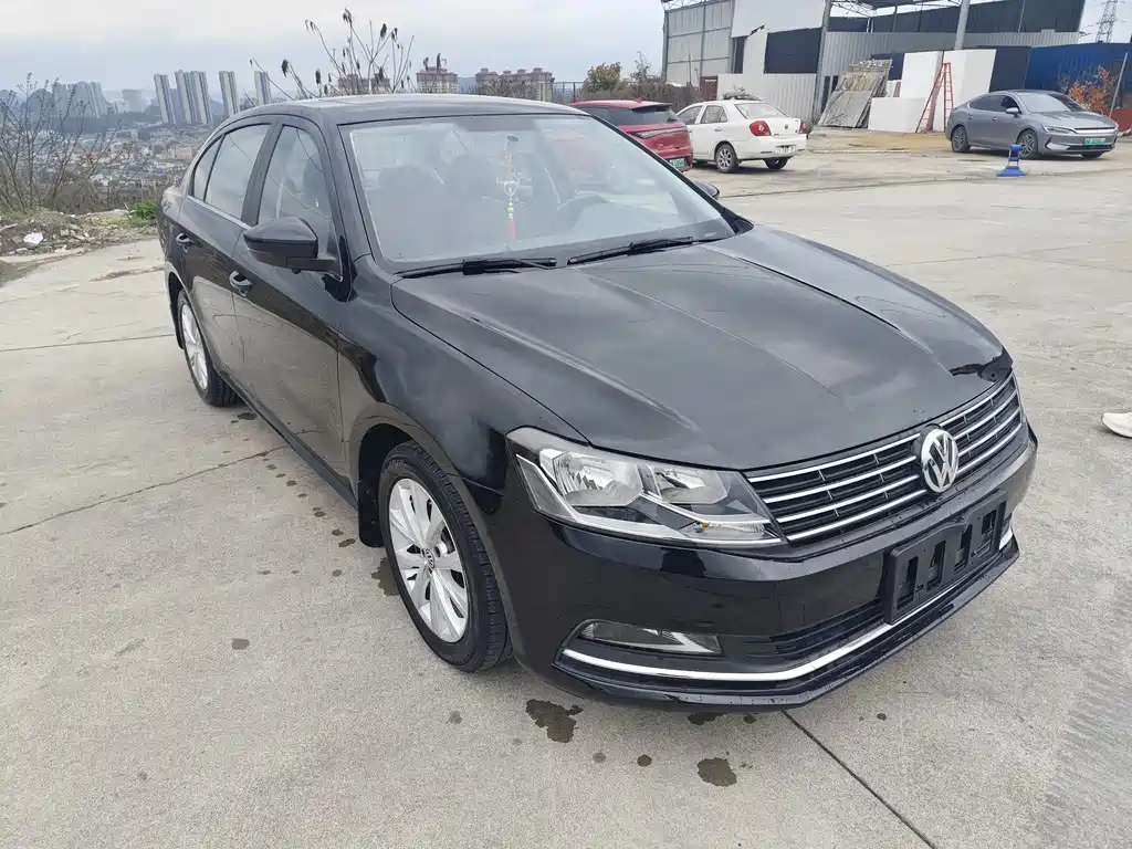 Lavida 2015 230TSI DSG Comfort Edition купить на сайте DeffCars