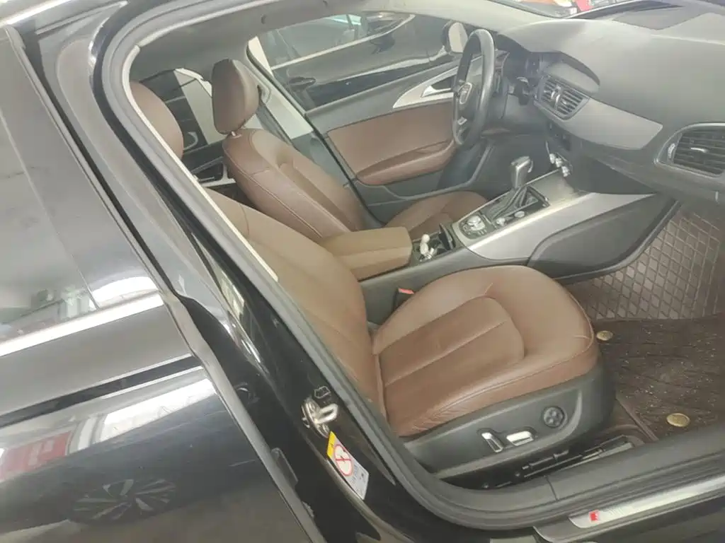 Audi A6L 2018 30th Anniversary Model 35 TFSI Fashion Edition купить на сайте DeffCars
