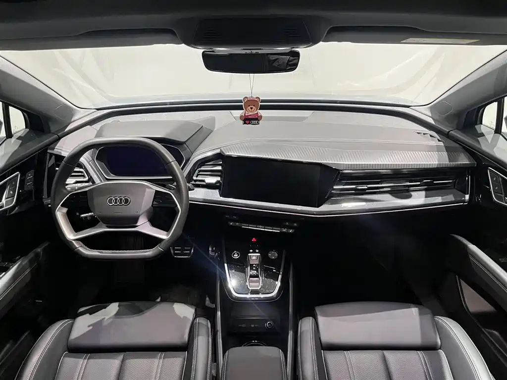 Audi Q4 e-tron 2024 40 e-tron Creative Edition купить на сайте DeffCars