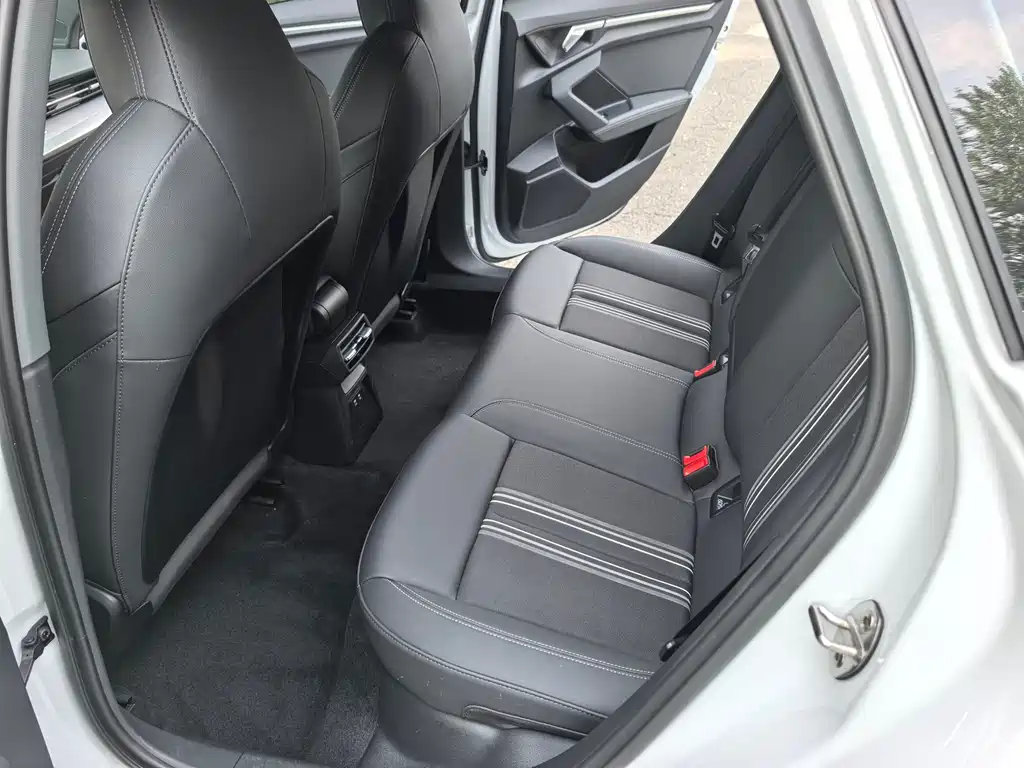 Audi A3 2023 facelift Sportback 35 TFSI stylish and sporty купить на сайте DeffCars