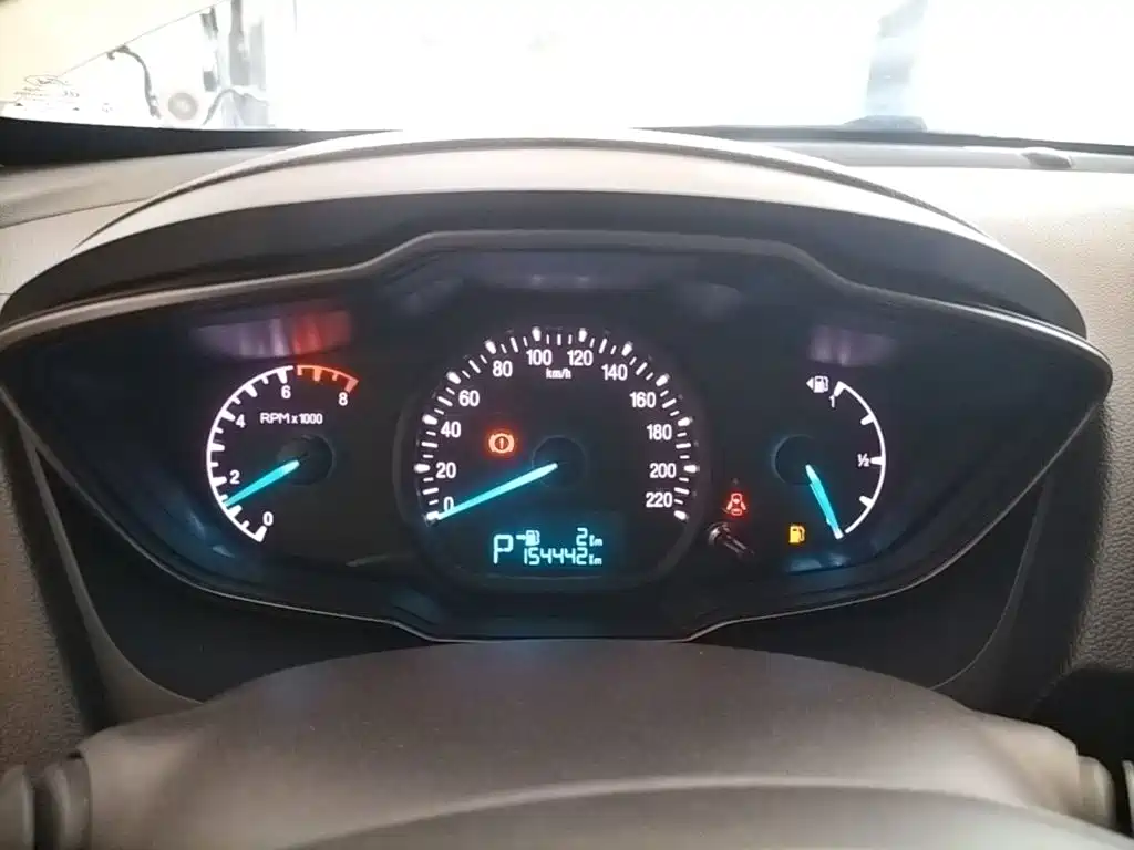 Escort 2017 facelift 1.5L automatic comfort type купить на сайте DeffCars