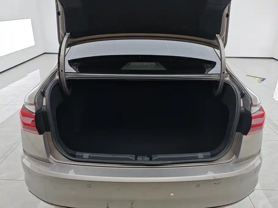 Bora 2021 1.5L automatic comfort intelligent connected version купить на сайте DeffCars