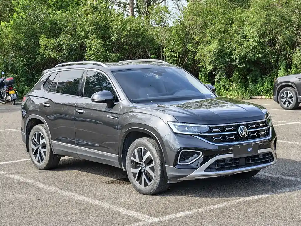 TYRON 2023 280TSI two-wheel drive luxury Plus advanced version купить на сайте DeffCars