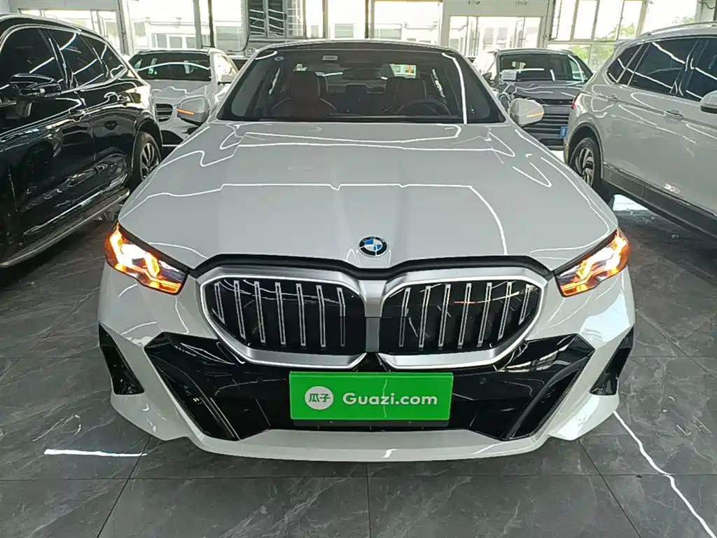 BMW 5 Series Imported 2024 525i M Sports Package купить на сайте DeffCars