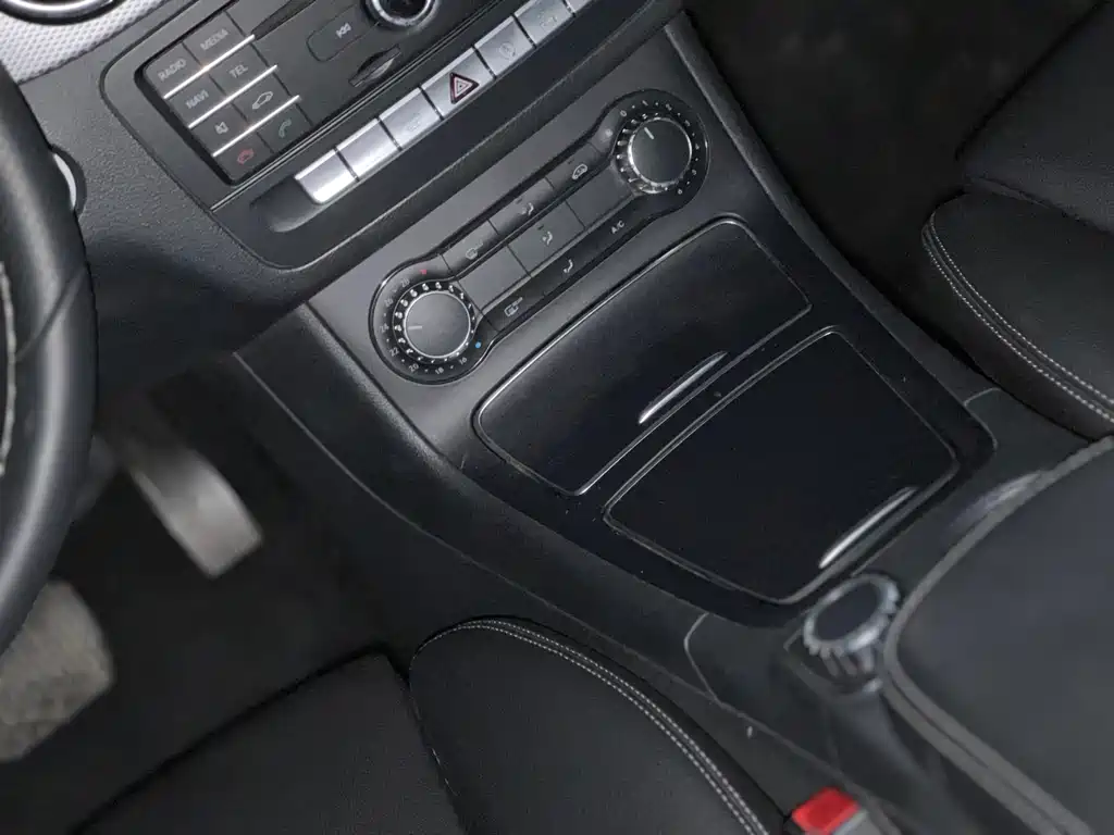 Mercedes-Benz B-Class 2017 B 200 Dynamic купить на сайте DeffCars
