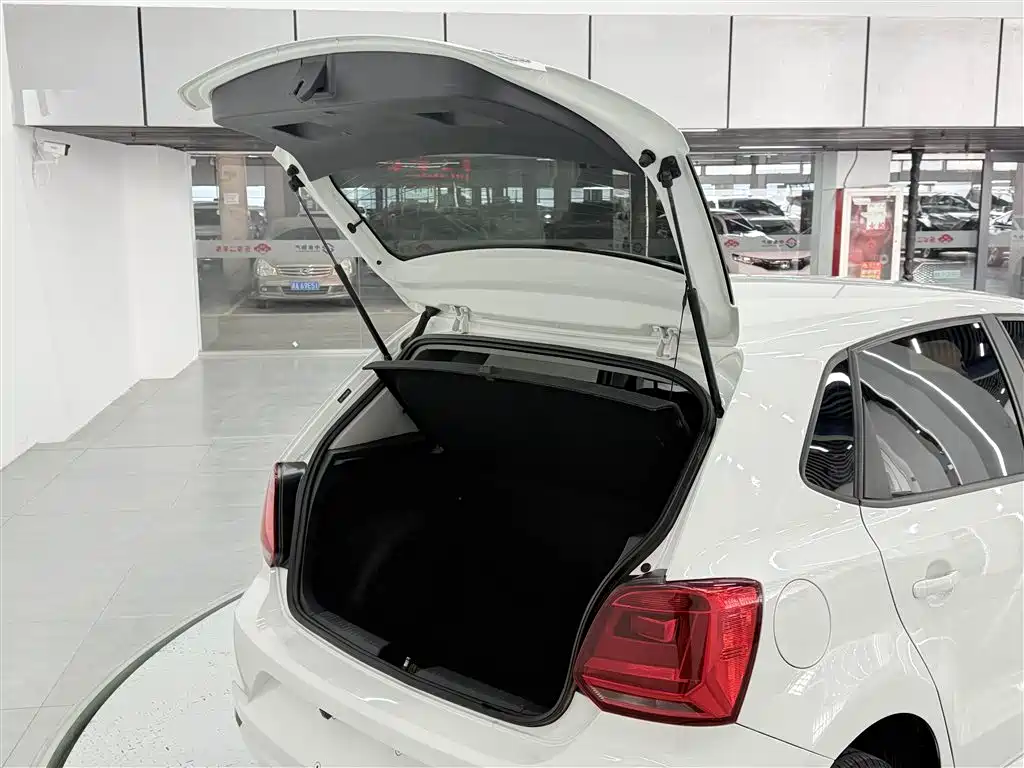 Polo 2018 1.5L automatic safe driving model купить на сайте DeffCars