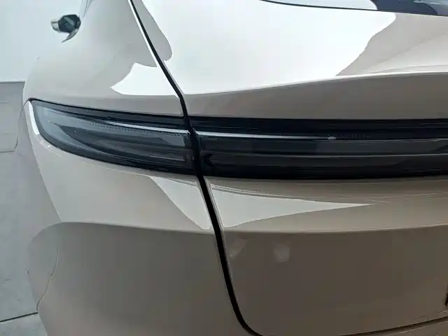 NIO ET5 2022 model 75kWh купить на сайте DeffCars