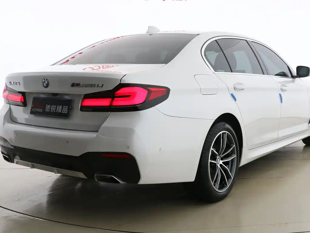 BMW 5 Series 2022 525Li M Sports Package купить на сайте DeffCars