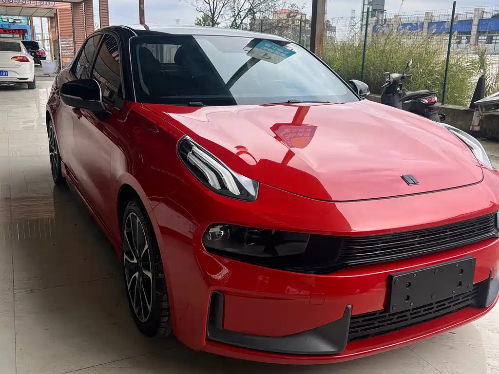 Lynk & Co 03 2018 1.5TD DCT Powerful Edition National V купить на сайте DeffCars