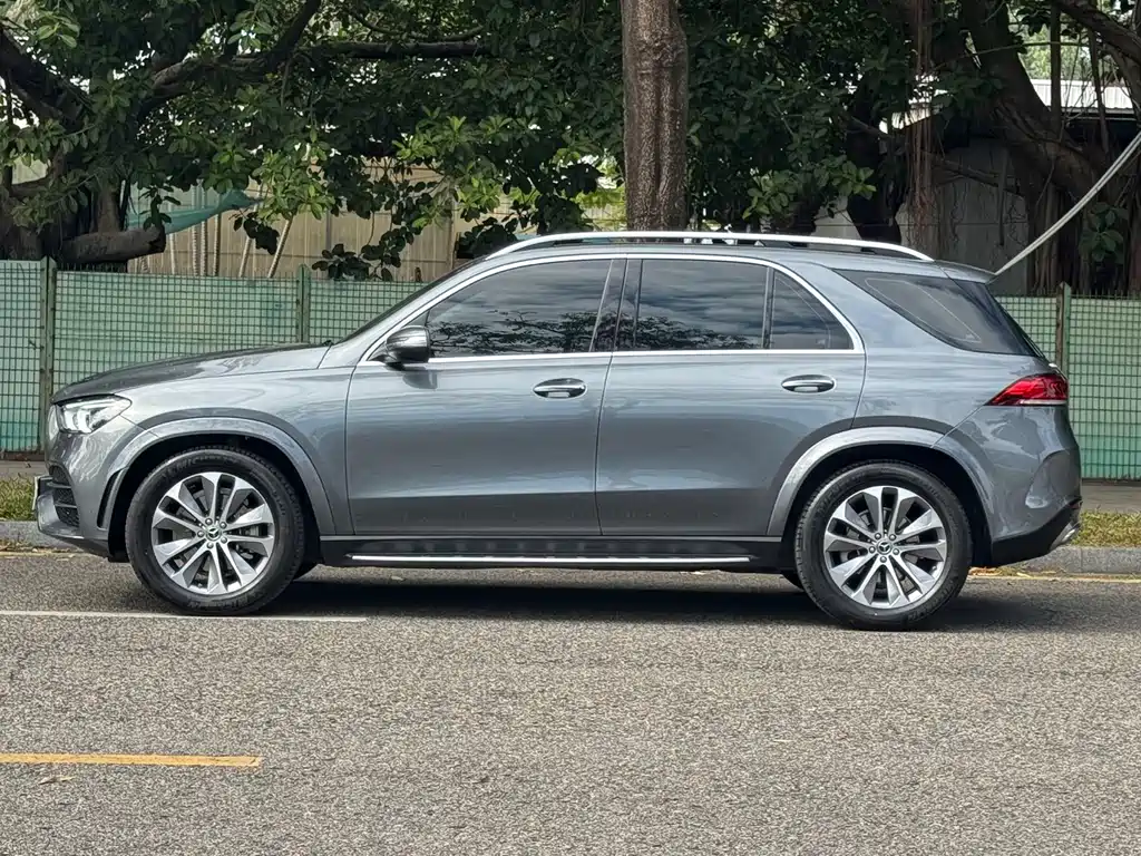 Mercedes-Benz GLE 2023 GLE 350 4MATIC Fashion Model купить на сайте DeffCars