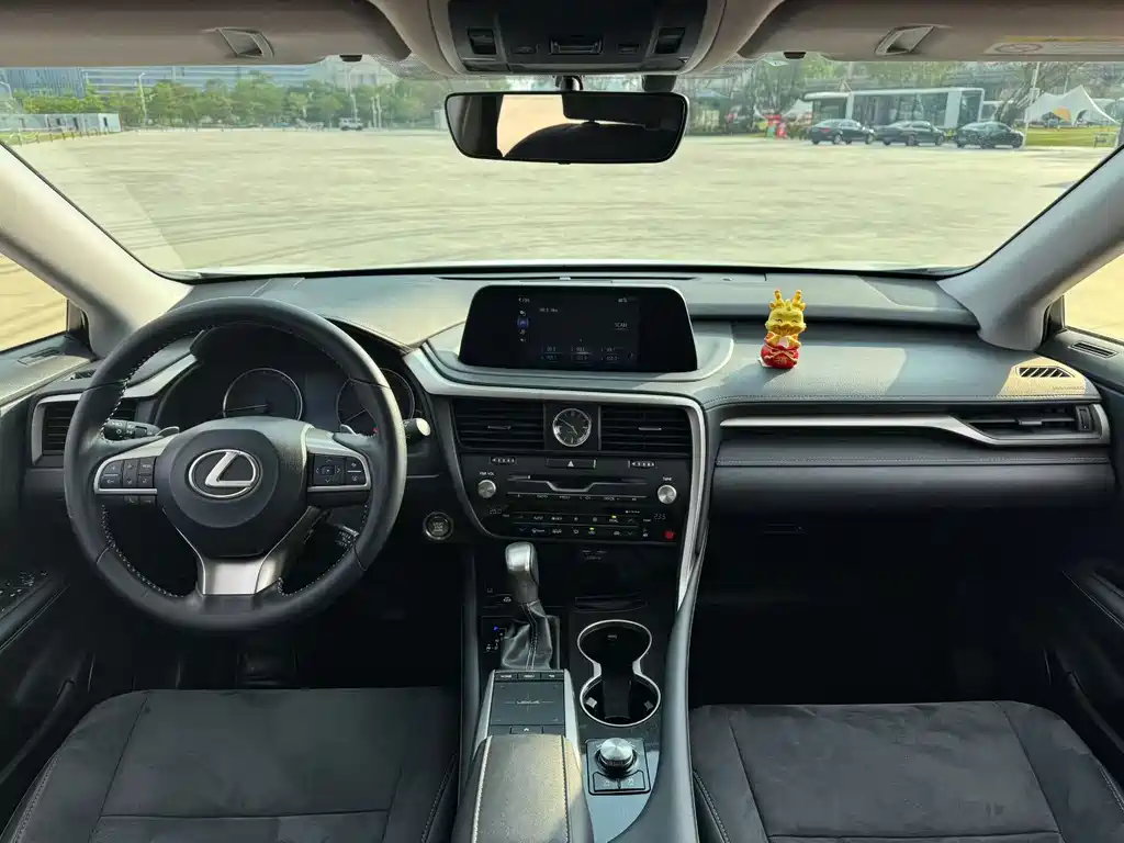 Lexus RX 2020 facelift 300 two-wheel drive elite version купить на сайте DeffCars