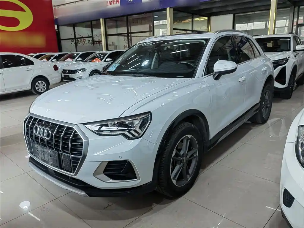 Audi Q3 2021 35 TFSI Enterprising and Elegant Model купить на сайте DeffCars