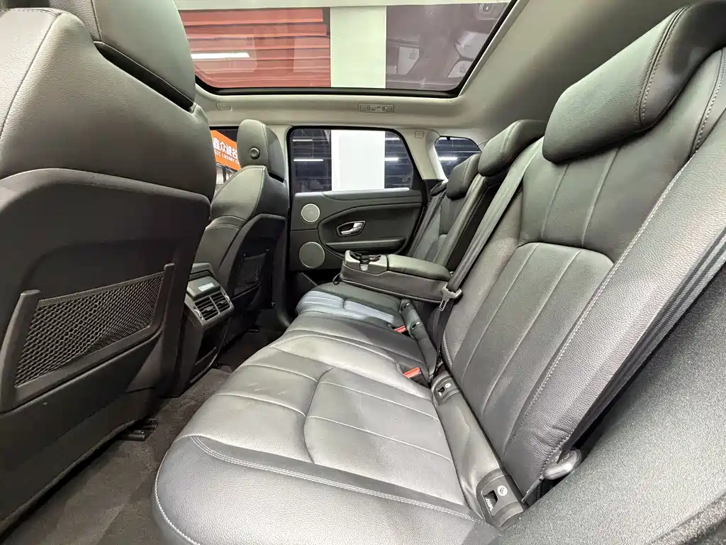 Range Rover Evoque 2018 240PS PURE Fashion Edition купить на сайте DeffCars
