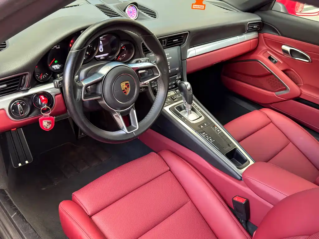 Porsche 911 2016 Carrera 3.0T купить на сайте DeffCars