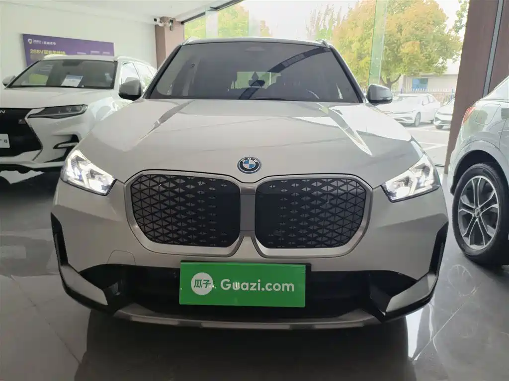 BMW iX1 2023 eDrive25L X Design Package купить на сайте DeffCars