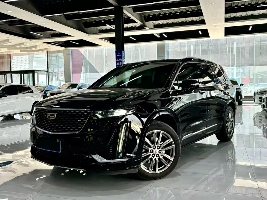 Cadillac XT6 2022 2.0T six-seat two-wheel drive luxury model купить на сайте DeffCars