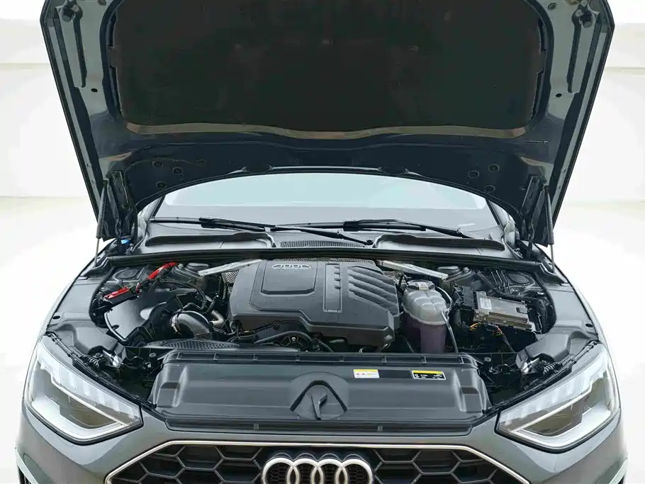 Audi A4L 2024 40 TFSI Fashionable and Dynamic купить на сайте DeffCars
