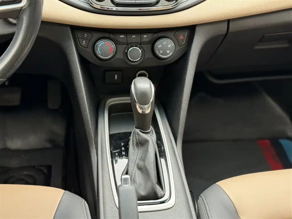 Cruze 2022 320 Automatic Sunroof Edition купить на сайте DeffCars