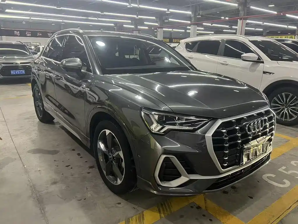 Audi Q3 2022款 35 TFSI 时尚动感型 купить на сайте DeffCars