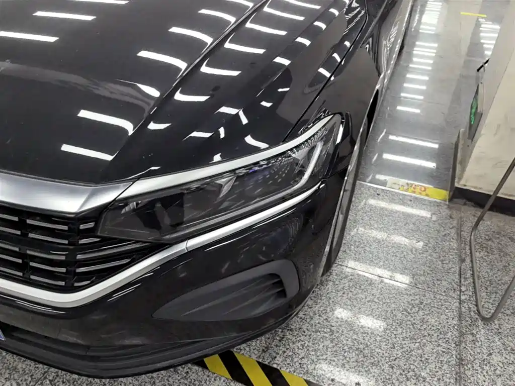 Passat 2025 Outstanding Model 280TSI Business Edition купить на сайте DeffCars