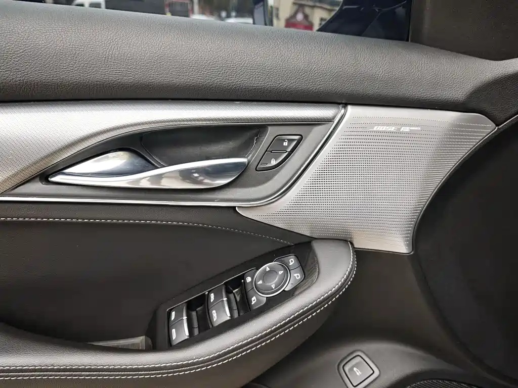 Cadillac CT5 2021 28T luxury model купить на сайте DeffCars