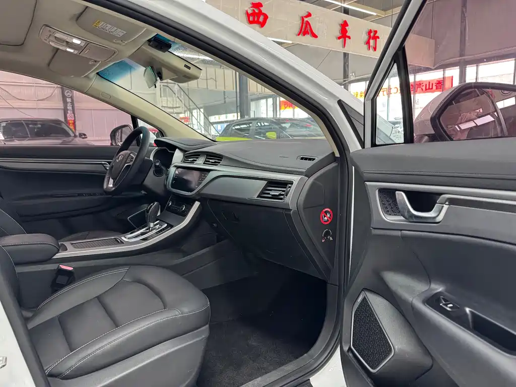 Emgrand GS 2018 Sports Edition 1.4T Automatic Style купить на сайте DeffCars