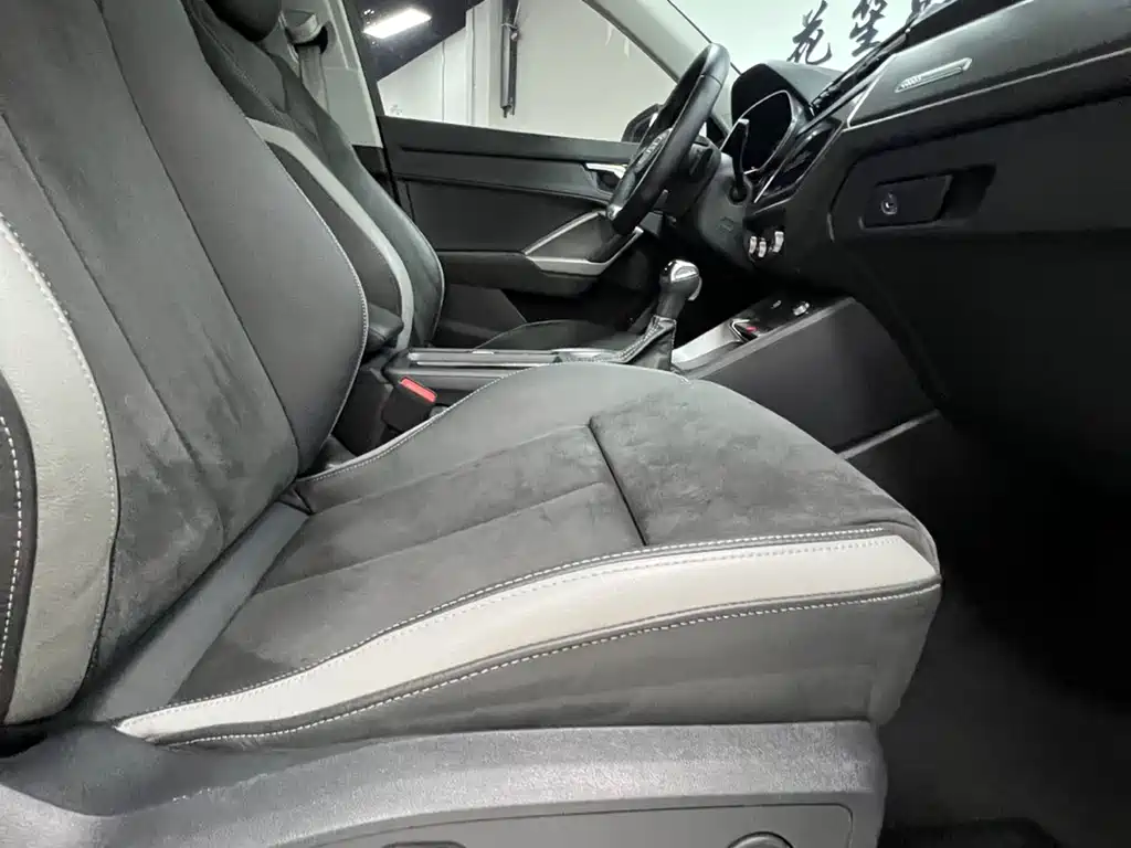 Audi Q3 2022 35 TFSI Fashionable and Dynamic купить на сайте DeffCars