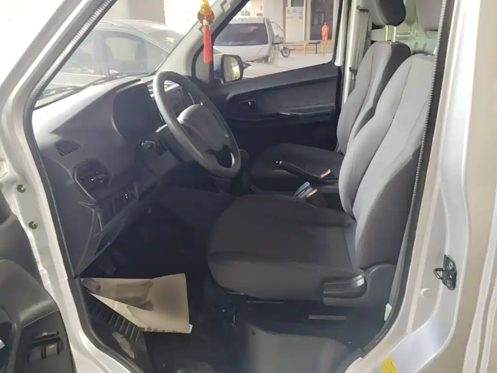 Changan Ruixing M60 2023 model 1.5L GDI comfortable van with 2 seats купить на сайте DeffCars