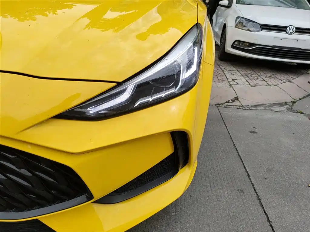 MG5 2021 facelift 180DVVT CVT Youth Deluxe Edition купить на сайте DeffCars
