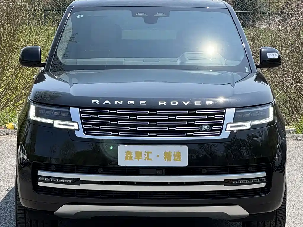 Range Rover 2024 3.0 L6 400PS Genesis Extended Edition купить на сайте DeffCars