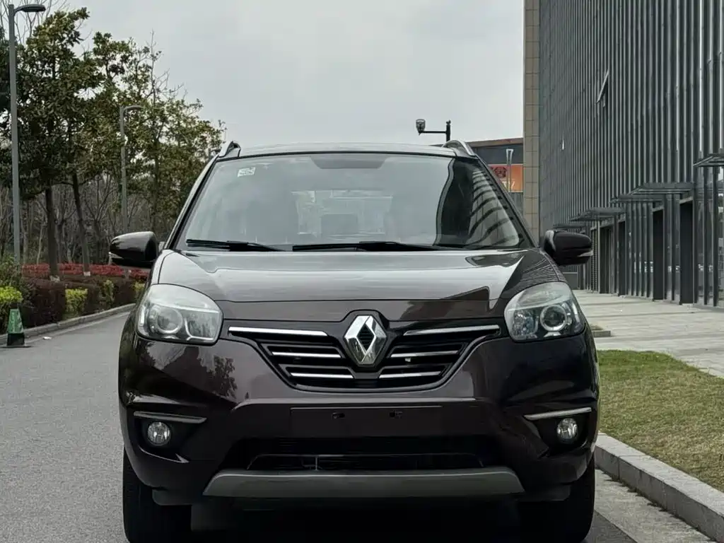 Koleos imported 2014 facelift 2.5L two-wheel drive urban version купить на сайте DeffCars