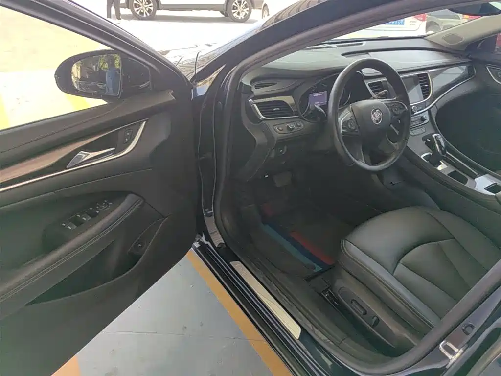 LaCrosse 2021 652T luxury model купить на сайте DeffCars