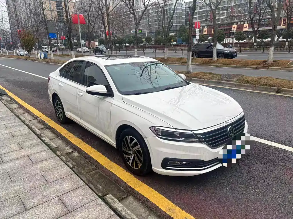 Lavida 2022 1.5L automatic fashion version купить на сайте DeffCars