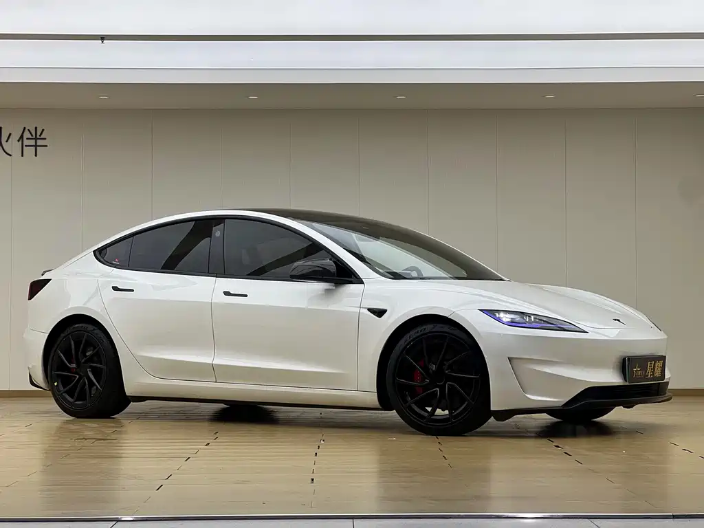 Model 3 2024 high-performance all-wheel drive version купить на сайте DeffCars