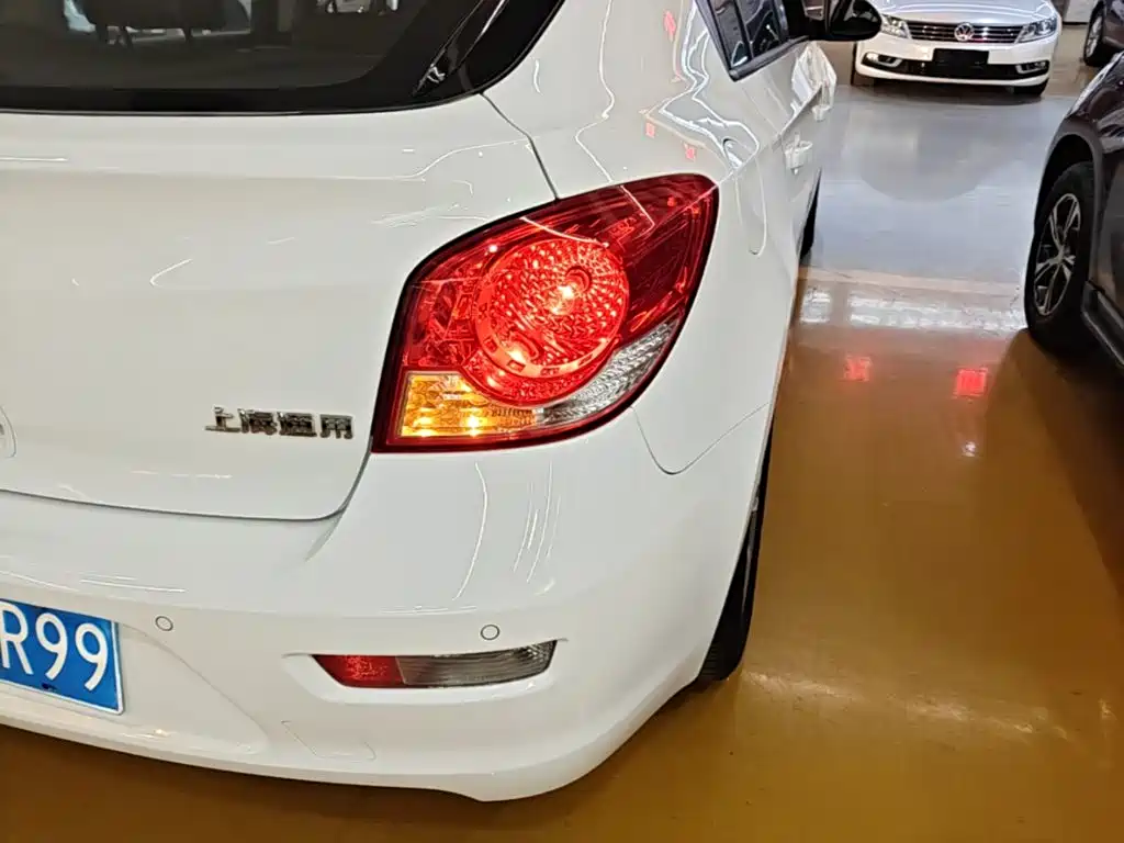 Cruze 2013 hatchback 1.6L automatic luxury model купить на сайте DeffCars