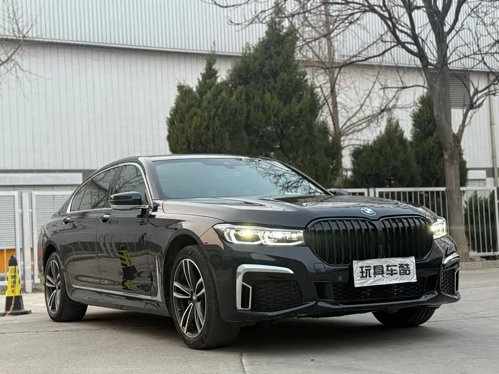 BMW 7 Series 2021 730Li M Sports Package купить на сайте DeffCars