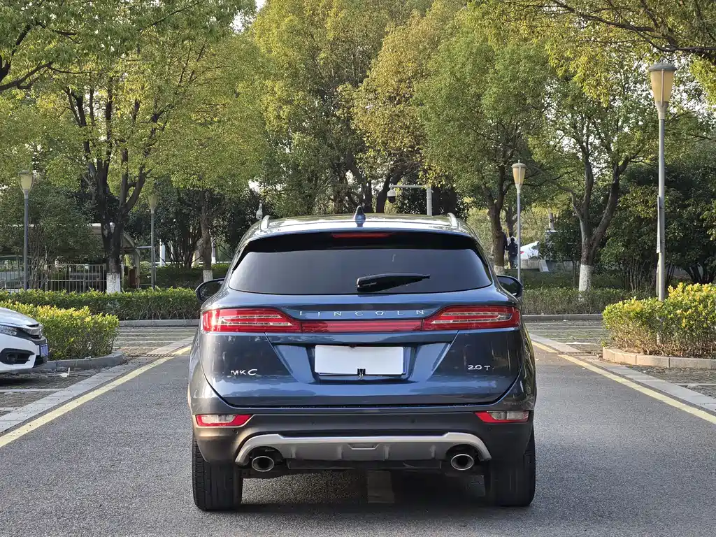 Lincoln MKC 2017 2.0T four-wheel drive premium version купить на сайте DeffCars