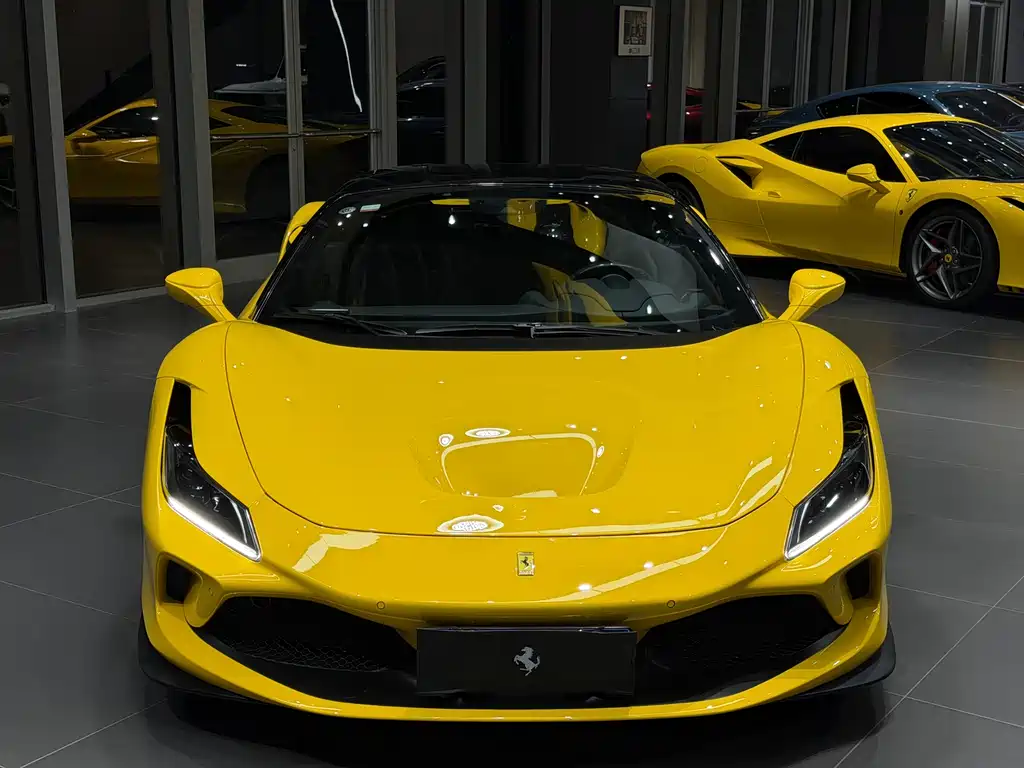 Ferrari F8 2019 Tributo 3.9T V8 купить на сайте DeffCars
